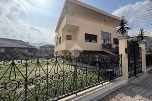 CASA SEMINDIPENDENTE A PINETO