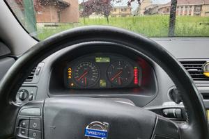 volvo v50 2.0d momentum powershift