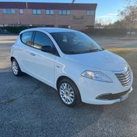 Lancia Ypsilon 1.2 69 CV Platinum
