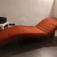 chaise long rossa 