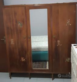 Armadio in legno vintage,specchio,comodini