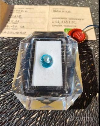 Topazio azzurro del brasile 4,40 carti certificato