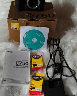 Nikon D750 Body only with extra new 2 batteries