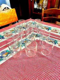 Set di 12 bicchieri normali