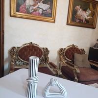 coppia di ceramiche moderne per arredamento 