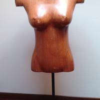 Manichino donna color legno