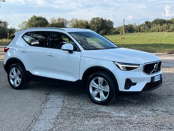 Volvo XC40 B3 automatico Core