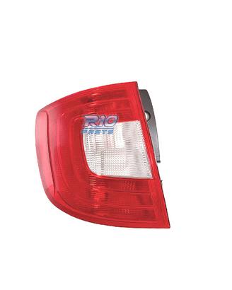 FANALE SINISTRO SKODA SUPERB COMBI 08-13
