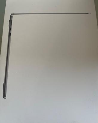 MacBook Air 13” M3 16GB 256GB – NON FUNZIONANTE –