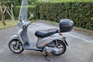 piaggio liberty 150