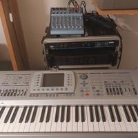 Tastiera  Audya 5 + ampli200w+mixer+effetti+casse