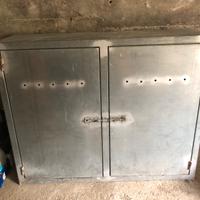 Contenitore porta bombole