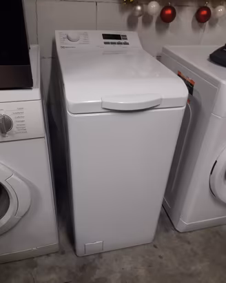 IN GARANZIA lavatrice ELECTROLUX SLIM 6Kg COME NUO