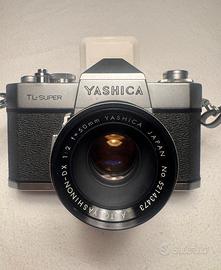 Macchina fotografica reflex Yashica TL super