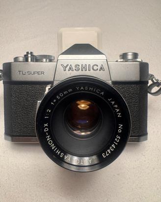 Macchina fotografica reflex Yashica TL super