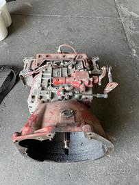 Cambio iveco 115.17 - 135.17 - 145.17 6 marce zf