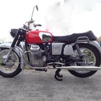 Moto Guzzi V7 - Anni 70