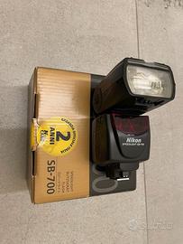 Flash Nikon SB700