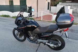 Honda transalp 650 2006