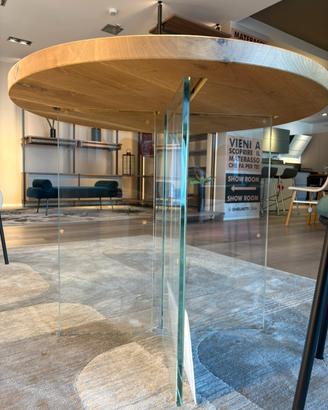 Tavolo legno massello con gambe in cristallo
