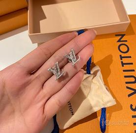 Orecchini in metallo da donna in argento