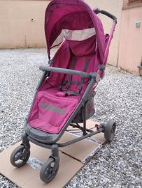 Passeggino leggero chiusura ad ombrello Brevi