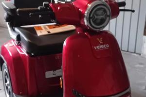 Scooter elettrico per anziani e disabili