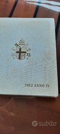 cofanetto monete Vaticano 1982