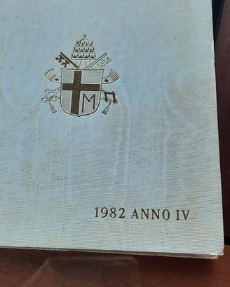 cofanetto monete Vaticano 1982