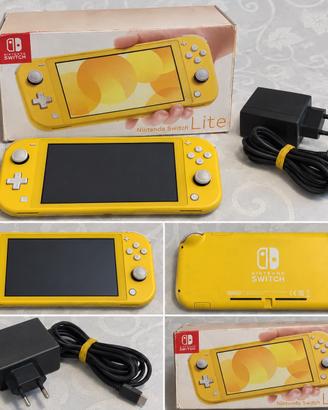 Switch Lite gialla con scatola e caricatore