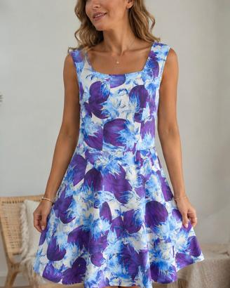abito midi floreale , taglia S/M modello sagomato 