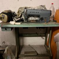 Cucitrice professionale Singer
