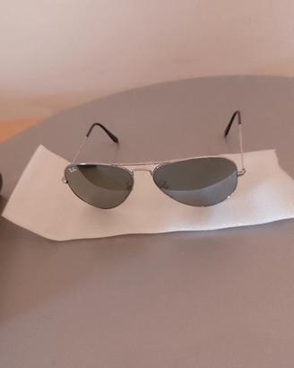 Ray-Ban 2012 da sole non graduati e custodia 