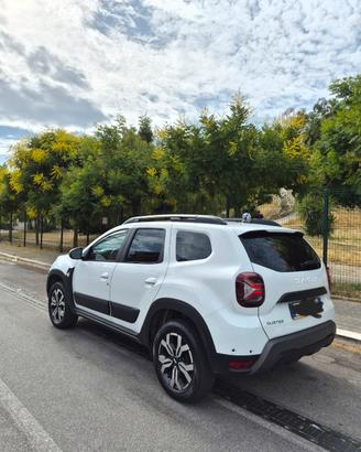 Vende 2 anni Dacia Duster Full Optional