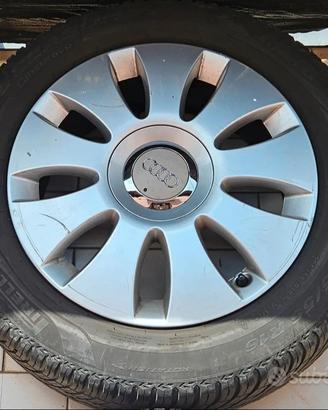 Cerchi in lega Audi A4 A3 Q3 16 ORIGINALI, con Gom