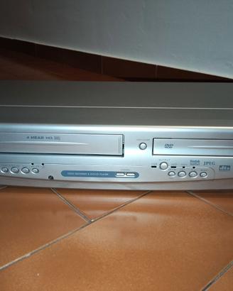 Combo videoregistratore VHS +DVD FUNAI