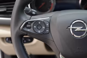 Opel Insigna Innovation 165 cv