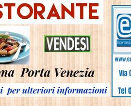 132/23 RISTORANTE con 50 posti interni 40 esterni