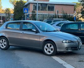 Alfa 147 1.6 benzina gpl