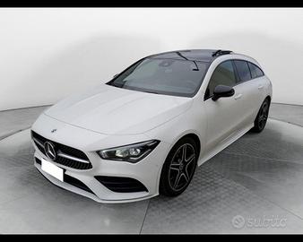 Mercedes CLA Shooting Brake 200 d Premium auto
