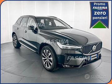 Volvo XC60 B5 AWD automatico Plus Dark