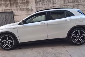 Mercedes gla