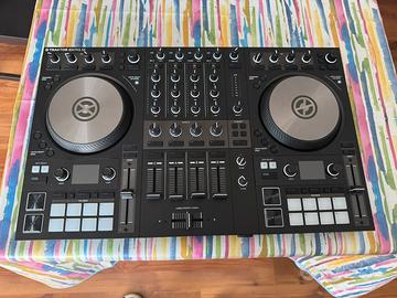 Consolle Traktor Kontrol 4