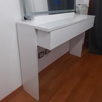 toeletta bianca laccata 