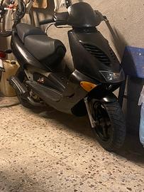 aprilia sr 50