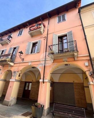 4 LOCALI A GASSINO TORINESE