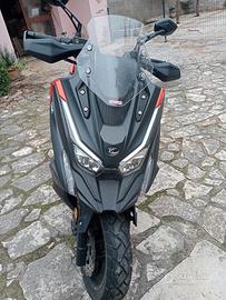 Kymco DTX 360 300i