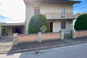 CASA INDIPENDENTE A REGGIOLO