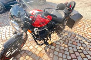 Royal Enfield Meteor 350 - 2024