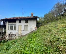 CASA SEMINDIPENDENTE A CASTELLAMONTE